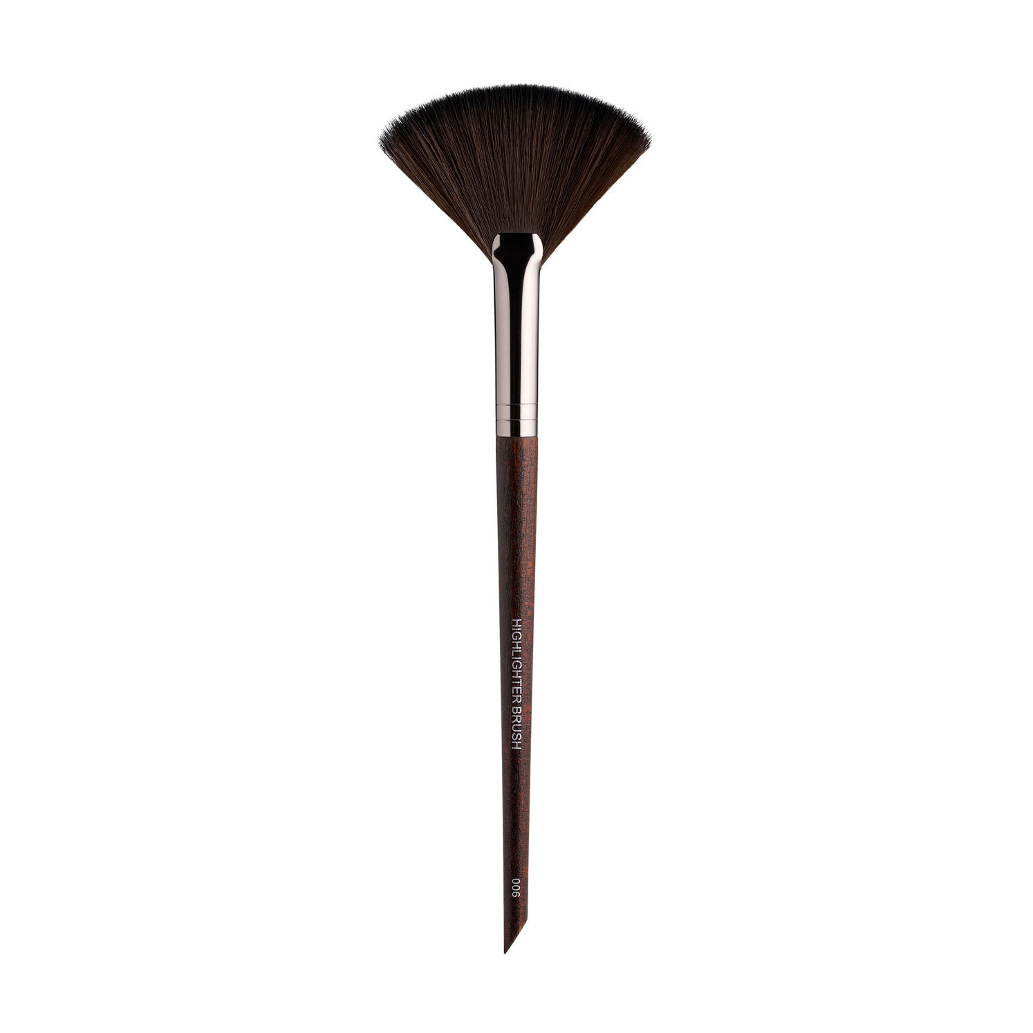 Віяловий пензель для хайлайтера Bogenia Professional Highlighter Brush 006, синтетичний ворс (BG200)